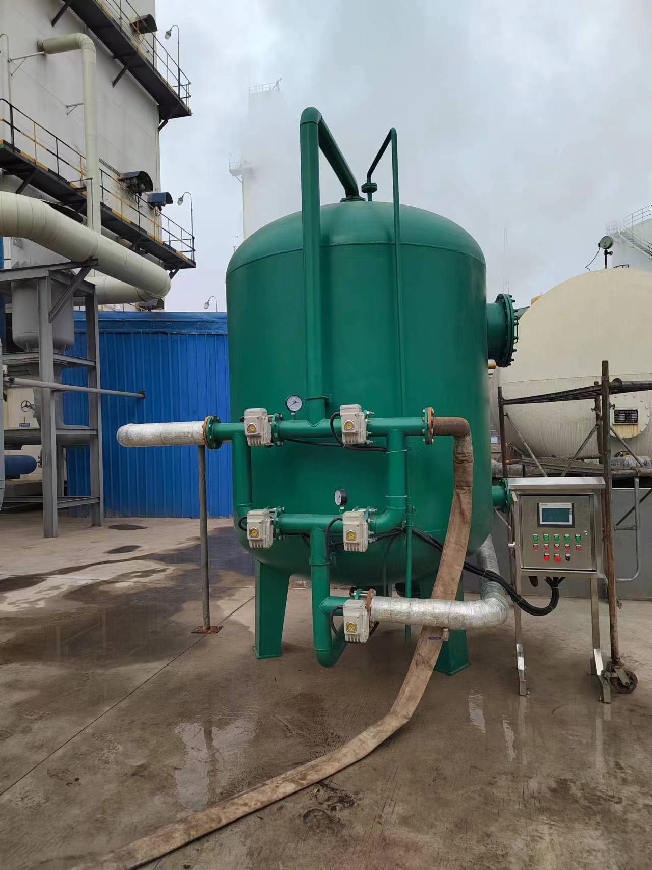 長葛金匯氣體公司30噸河水過濾設備，PLC全自動控制，安裝調試完成正式投入使用